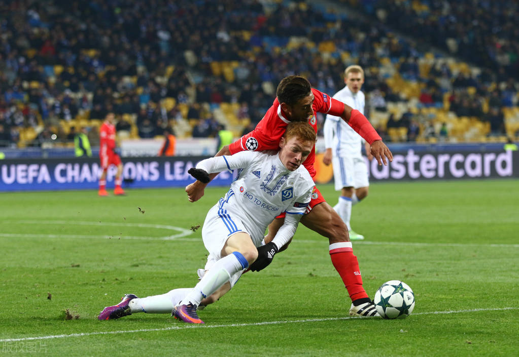 爱游戏体育平台包含热身赛巅峰对决！滇池火箭队小胜天山赤兔队，游泳赛场再起波澜；豪门底蕴再次显现的词条